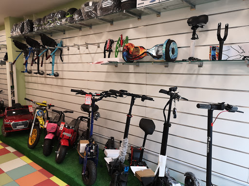 Tienda y taller de reparación de patinetes eléctricos en Badalona y Barcelona - URBAN MOVER ELECTRIC