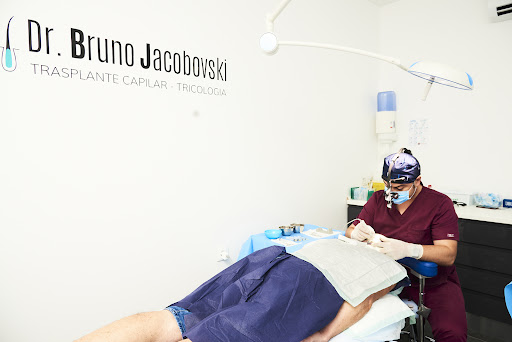 Dr. Bruno Jacobovski