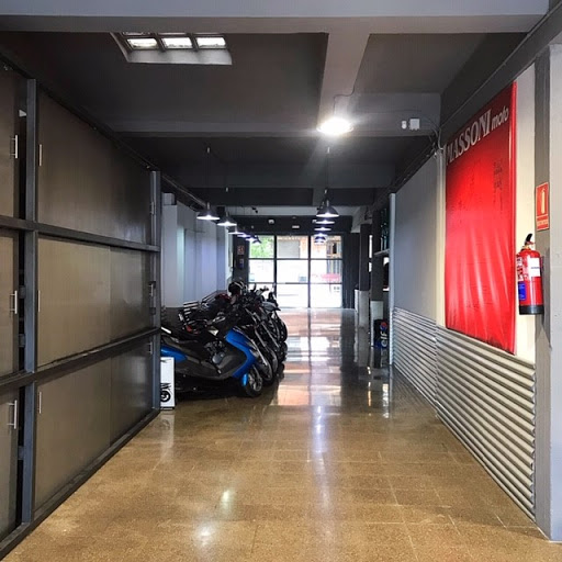 Massoni Moto Taller/Tienda