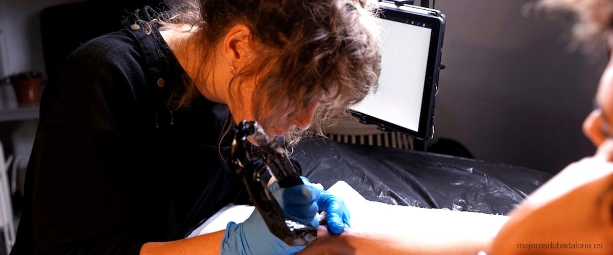 Los 4 mejores servicios de eliminación de tatuajes en Badalona